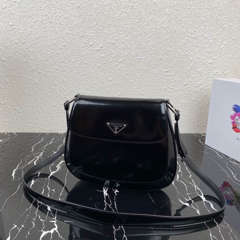 1BD303 24X19X6cm YG 4